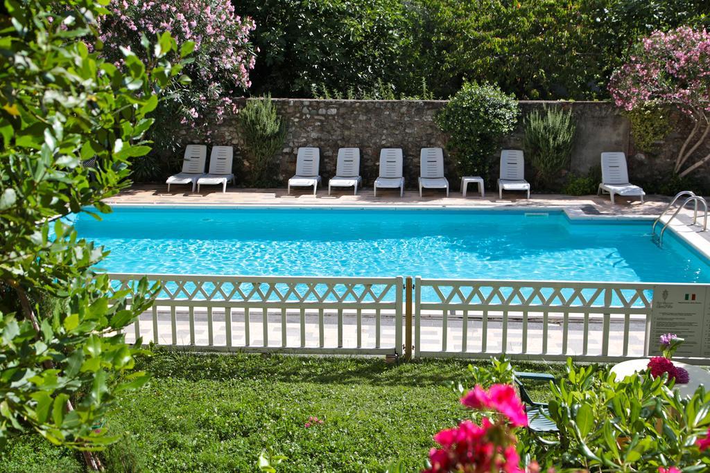 Hotel San Filis San Felice del Benaco Exteriér fotografie