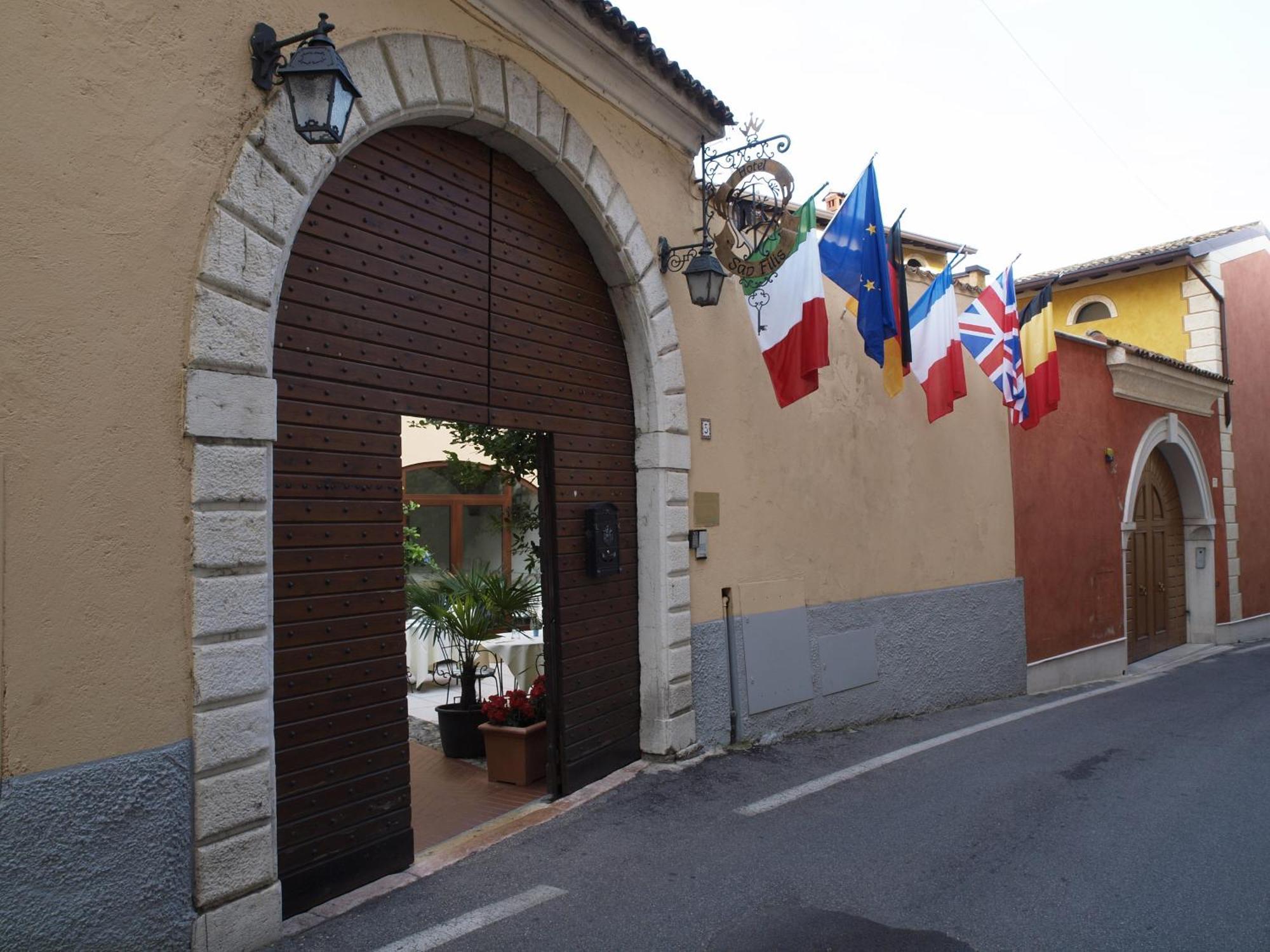 Hotel San Filis San Felice del Benaco Exteriér fotografie