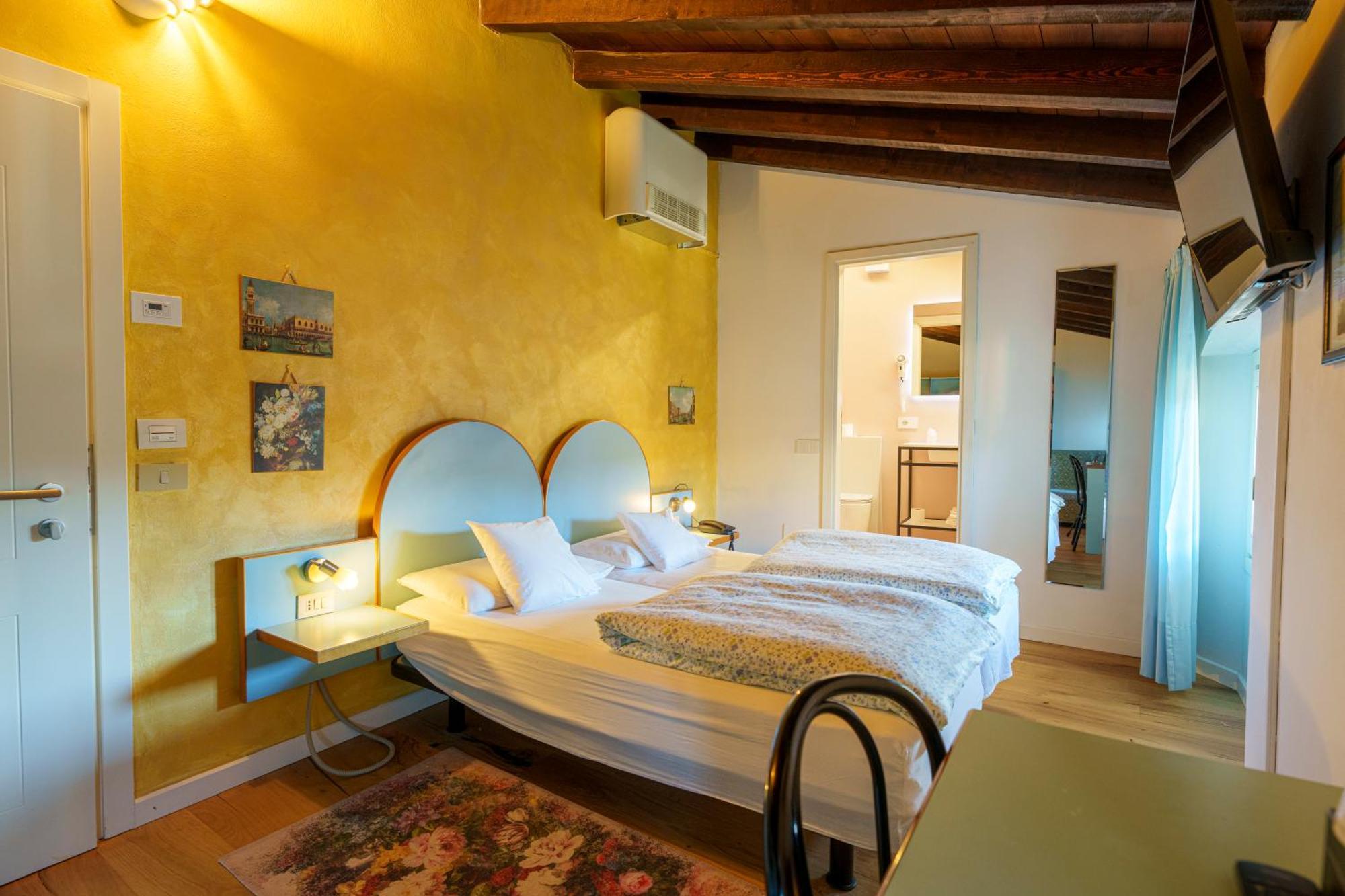 Hotel San Filis San Felice del Benaco Exteriér fotografie