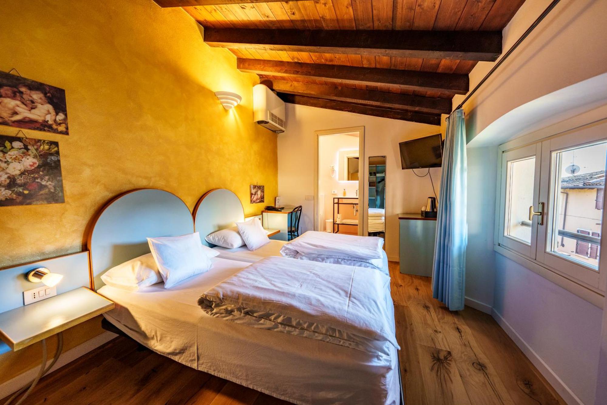 Hotel San Filis San Felice del Benaco Exteriér fotografie